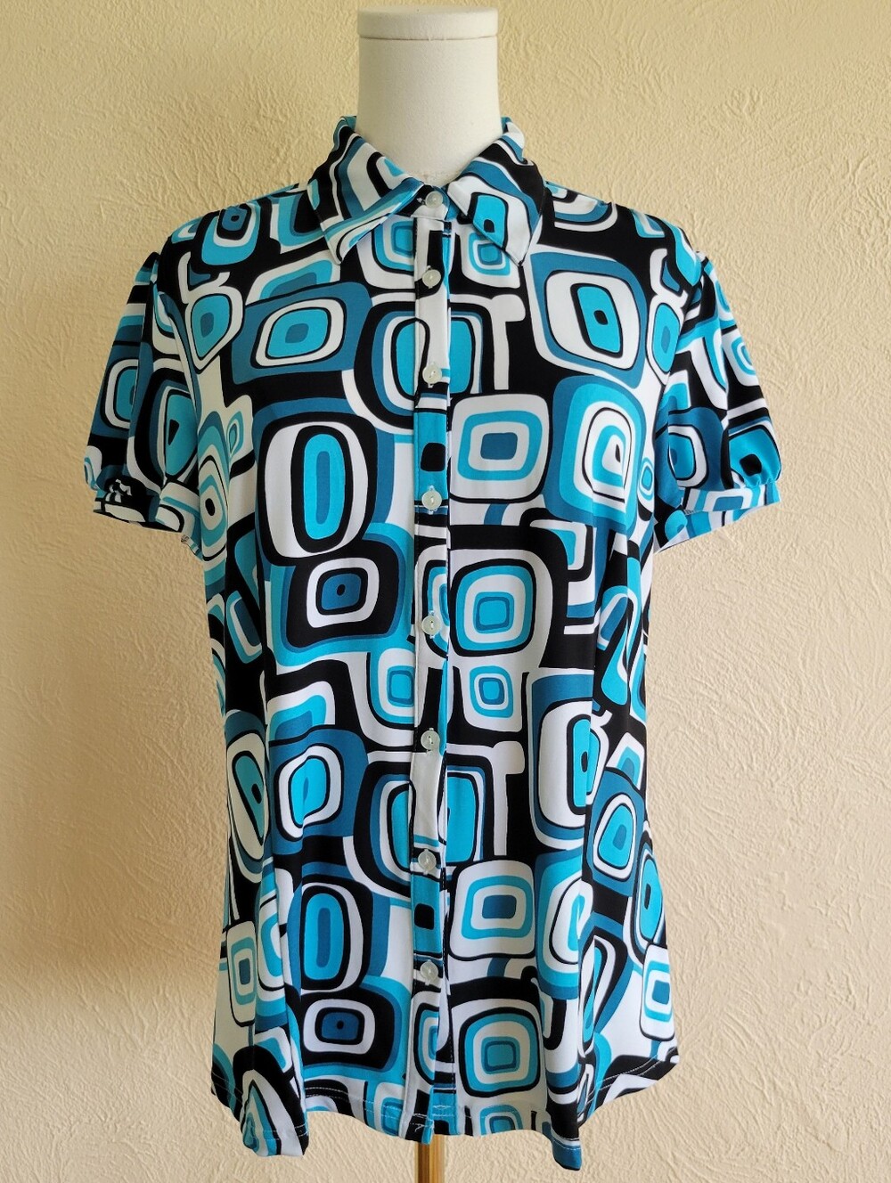 Essentials By Milano | Y2K Funky Print Button-Up